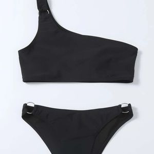 Ring Linked One Shoulder Bikini Swimsuit